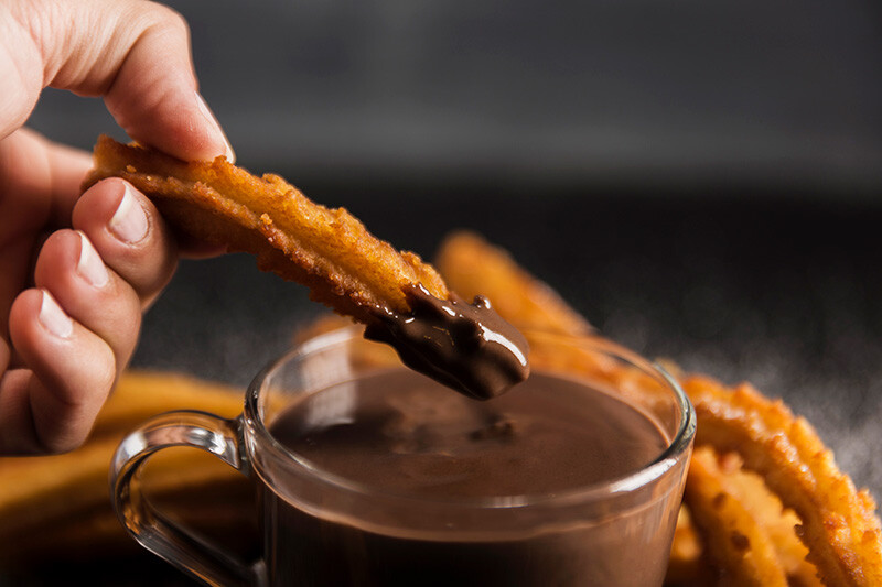 Churros con chocolate - ElPozo