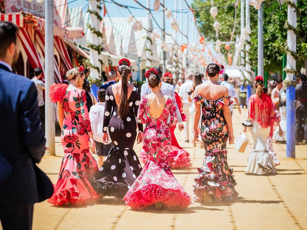 Flamencas en la Feria de Abril de Sevilla